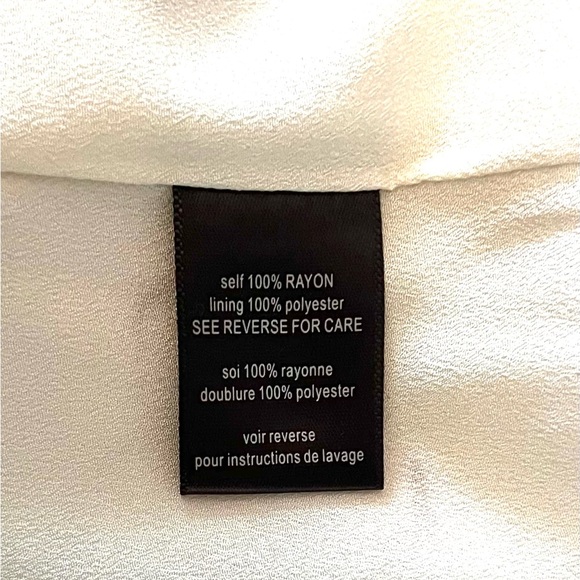 PJK cream open blazer with tiny red abstract birds. Rayon but feels like silk. - Picture 9 of 10